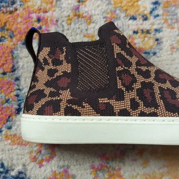 Rothy's The Chelsea Wildcat Jacquard Knit Slip On Ankle Bootie Sneakers Brown 9