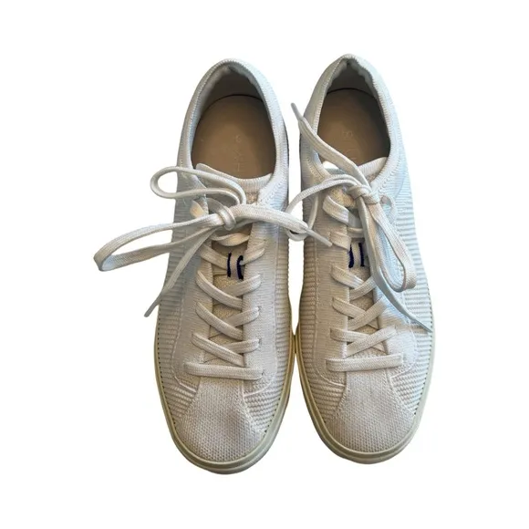 Rothy’s Woman’s The Lace Up Vanilla Knit Sneakers Tennis Shoes Size 8 Washable
