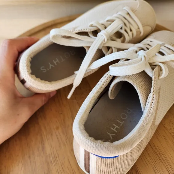 Rothy's women's The lace-up knit sneakers size 7.5
