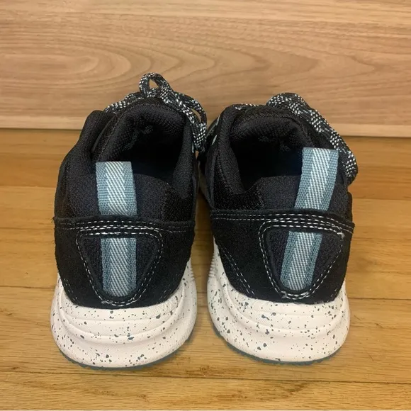 Ryka Women's Sky Walk Trail Sneakers Black/Teal - Size 5.5