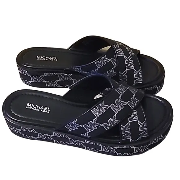 SALE Michael Kors Sandal/Slides Black Silver in box