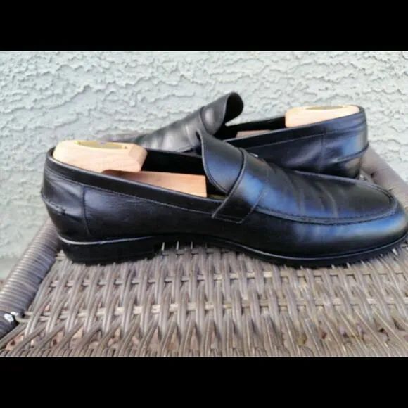 Salvatore Ferragamo Gancini Buckle Loafers | Men's 11B | Black Leather