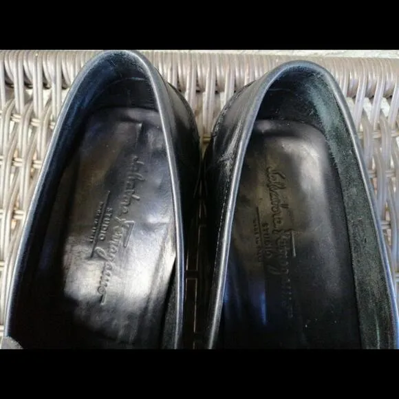 Salvatore Ferragamo Gancini Buckle Loafers | Men's 11B | Black Leather