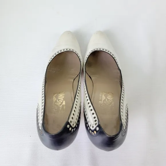 Salvatore Ferragamo Vintage Leather Pumps Heels Sz 8.5