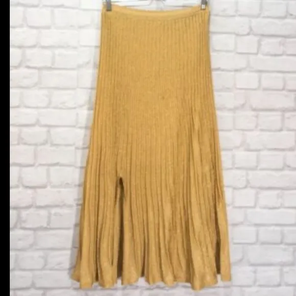 Sandro Paris Metallic Shimmer Gold Pointelle Knit Small FrontSlit PullOn Skirt S