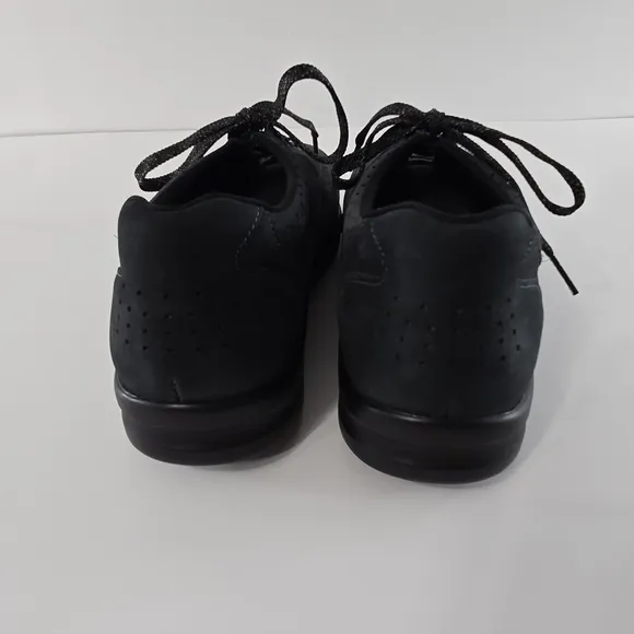 SAS Walk Easy Walking Shoe Nero Nubuc Leather Womens Size 8.5WW NEW No Box