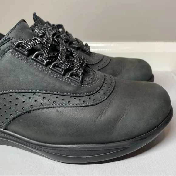 SAS Walk Easy Walking Shoes Women’s 8 N Comfort Leather Nero Gray/Black Sneakers