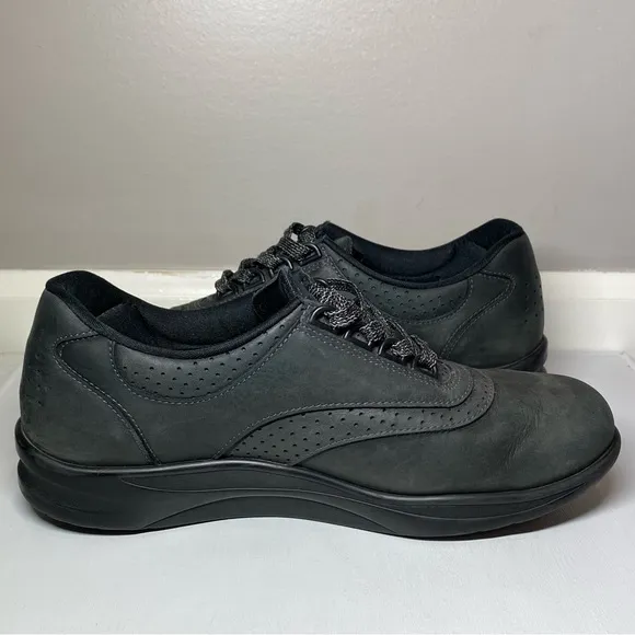 SAS Walk Easy Walking Shoes Women’s 8 N Comfort Leather Nero Gray/Black Sneakers