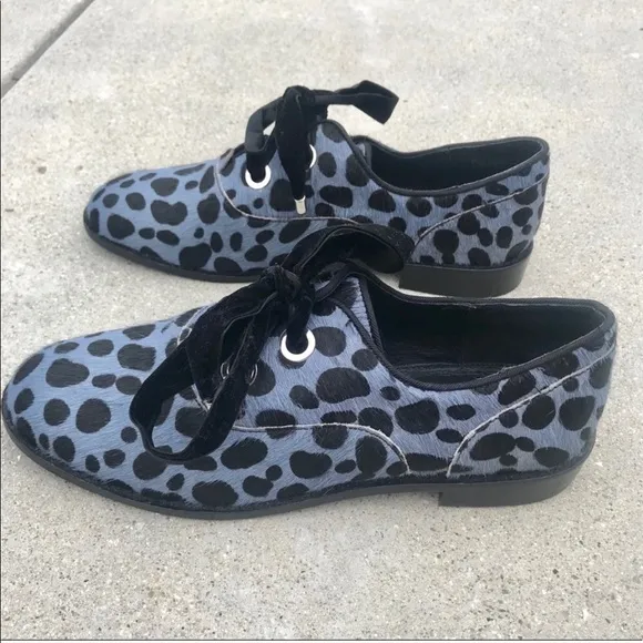 Shelly’s London pony hair Oxfords leopard print flats Black blue animal cow fur