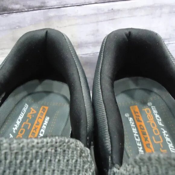 SIZE 10.5. Skechers Relaxed Fit Air- Cooled sneakers.