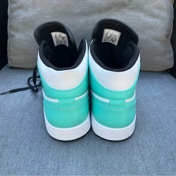 Size 12 - Air Jordan 1 Mid Tropical Twist 2021 554724-132 white black teal