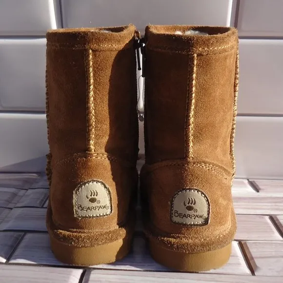 SIZE 7. BearPaw Elle toddler suede leather winter boots.