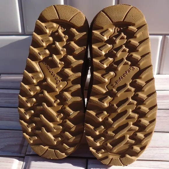 SIZE 7. BearPaw Elle toddler suede leather winter boots.