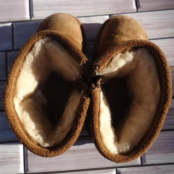 SIZE 7. BearPaw Elle toddler suede leather winter boots.