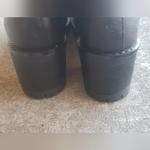 Size 9 Black Leather Women's Boots with Red Laces