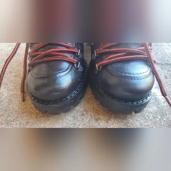 Size 9 Black Leather Women's Boots with Red Laces