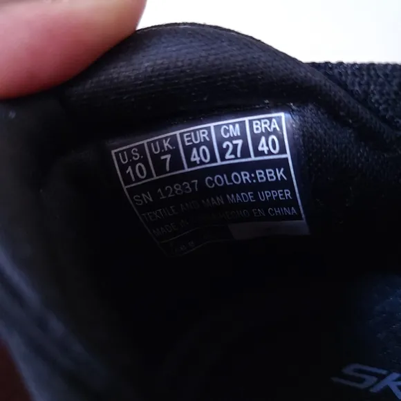 Skechers Black Knit Memory Foam Slip On Sneakers 10