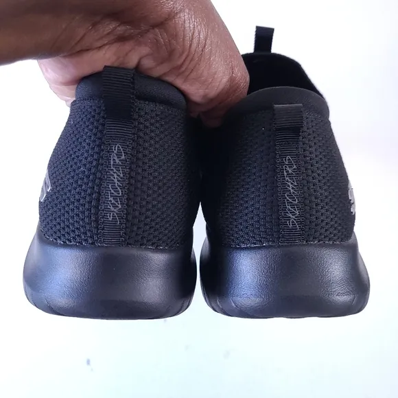 Skechers Black Knit Memory Foam Slip On Sneakers 10