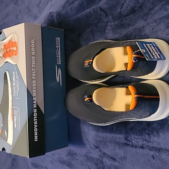 Skechers Go Walk 6 (Men ) NEW