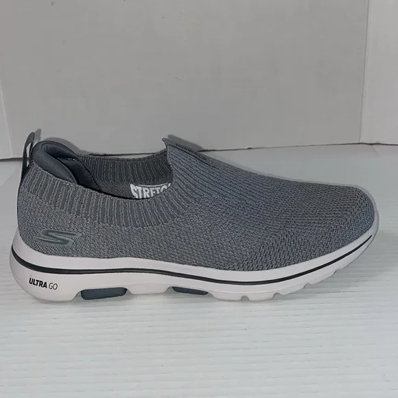 Skechers Go Walk Air Cooled Goga Mat Uktr Go Sneakers Size 10.5 Stretch Fit