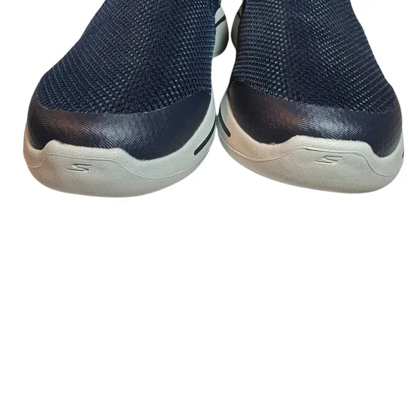 Skechers Go Walk Slip On Sneakers Mens 9