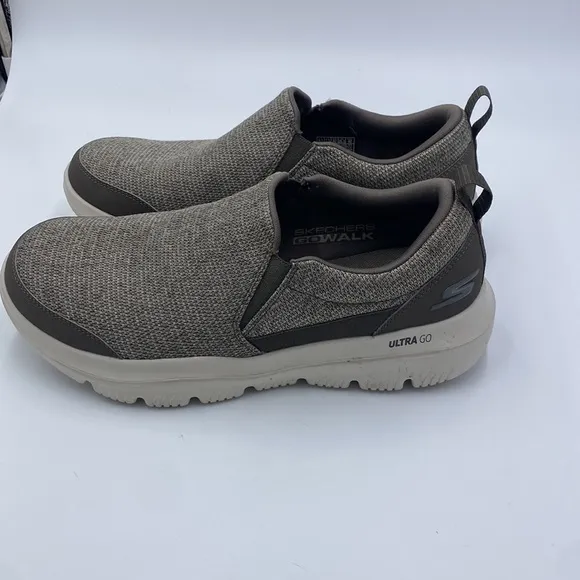 Skechers mens 8.5 ultra go go walk taupe gray slip on shoes sneakers