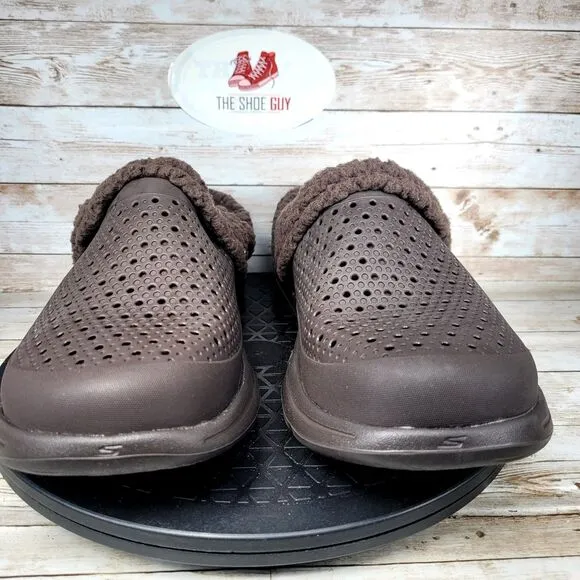 Skechers Men's Size 10 Go Walk 5 Relax Foamies Clog Brown Faux Fur Slides