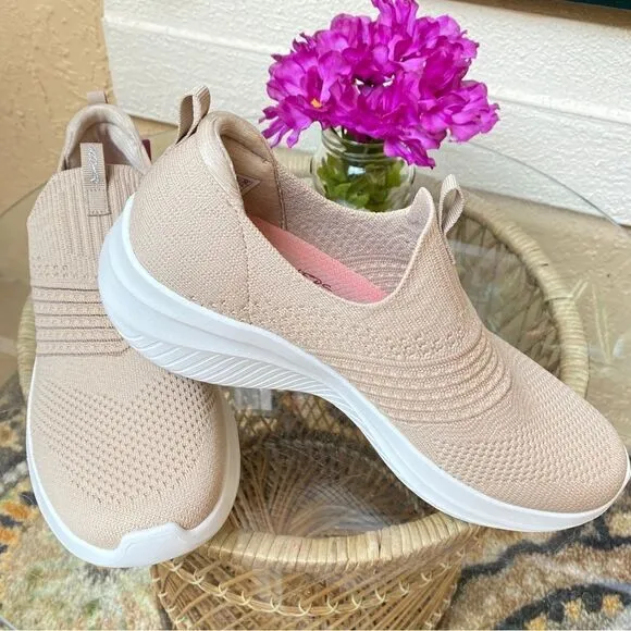 SKECHERS STRETCH FIT AIR COOLED MEMORY FOAM SNEAKERS 9 TAUPE