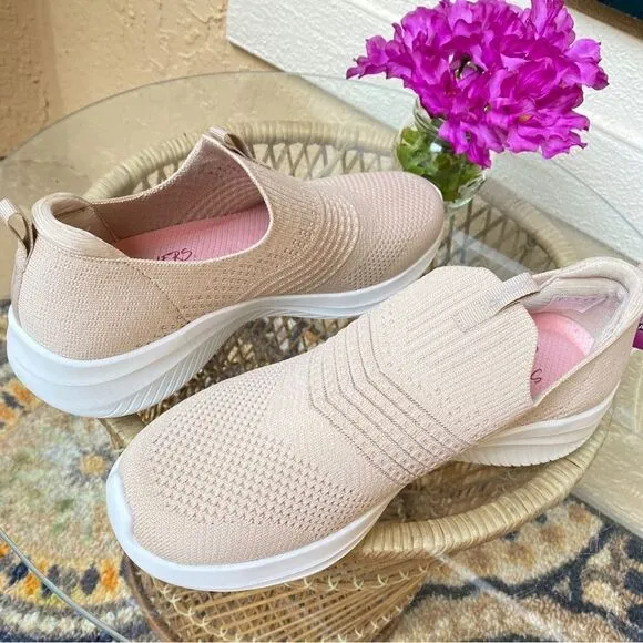 SKECHERS STRETCH FIT AIR COOLED MEMORY FOAM SNEAKERS 9 TAUPE