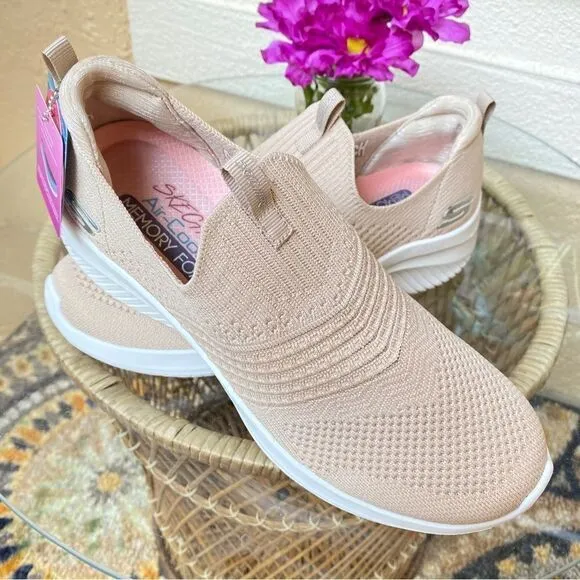 SKECHERS STRETCH FIT AIR COOLED MEMORY FOAM SNEAKERS 9 TAUPE