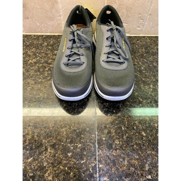 Skechers Ultra Go Air Cooled Goga Mat Go Walk Sneakers Men’s 13 Olive NEW