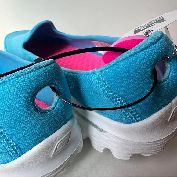 Skechers Women's Go Walk 2 Go Ga Mat Slip On Activewear Sneaker Blue Size8
