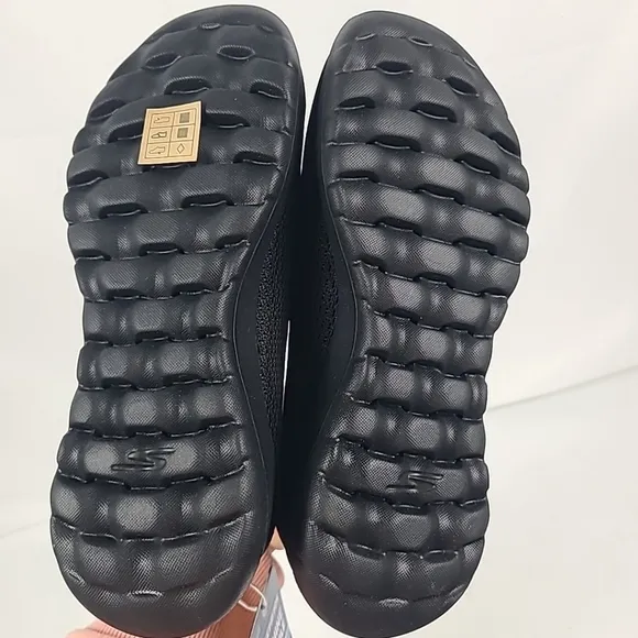 Skechers Women's Go Walk Joy Aurora Slip On Sneakers Sz 7 Black Mesh Lightweight
