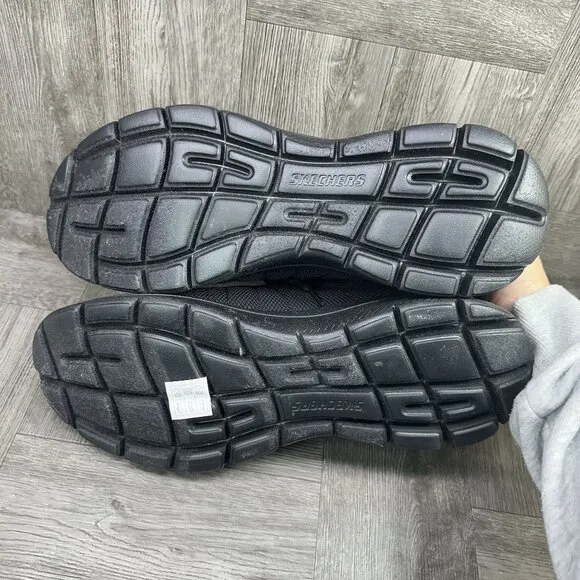 Skechers Work Relaxed Fit Ultra Flex Men's size 11 Triple Black Shoes