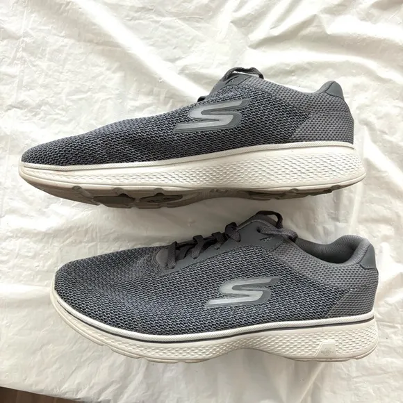 Sketchers GO Walk 4 sneakers charcoal gray SZ 8.5 Worn Once
