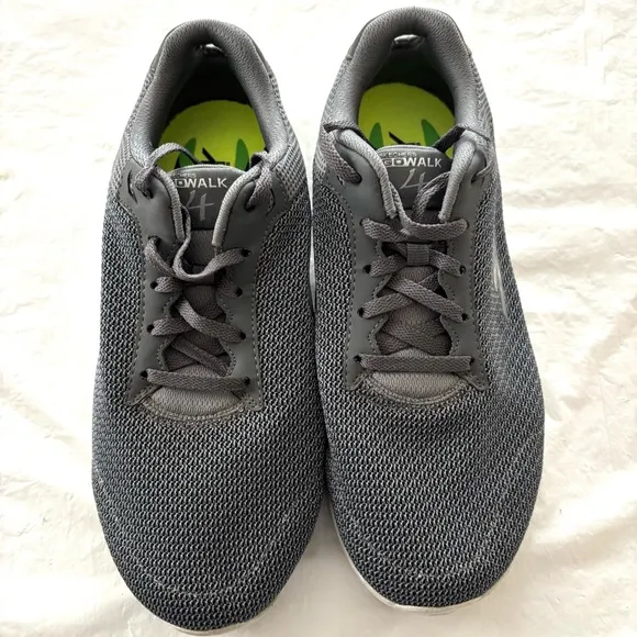 Sketchers GO Walk 4 sneakers charcoal gray SZ 8.5 Worn Once