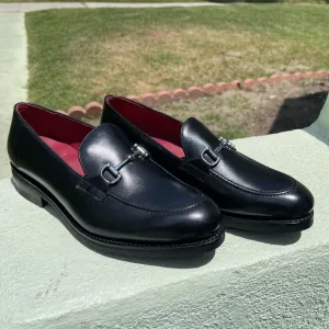 Sleek Black Leather Slip-On Loafers with Horsebit Detail