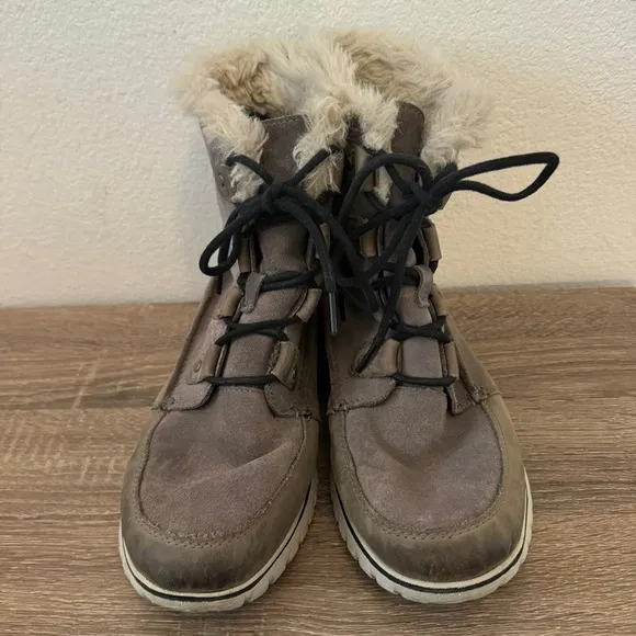 Sorel Cozy Joan Boots, Quarry/Black, Size 11