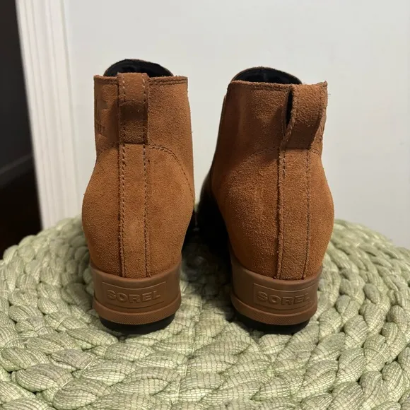 SOREL Evie II Taffy Brown Leather/Suede Hidden Wedge Slip On Chelsea Boots