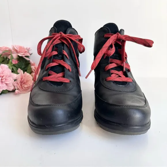 SOREL Evie Sport Lace Black Red Suede Leather Waterproof Sneaker Wedge Booties