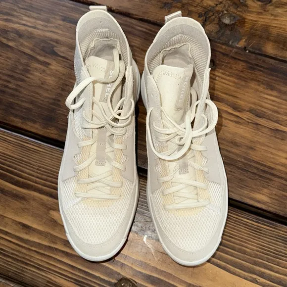 Sorel off white Ona 503 lace-up hi-top sneakers. Size 7.5. NWOT.