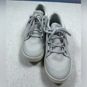 Sorel Out N About lll Low Sneakers Size 8