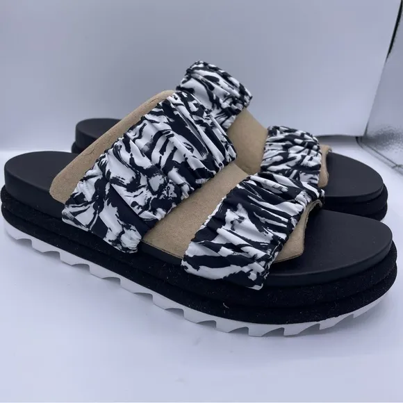 Sorel roaming two strap platform slide sandals women Size 9.5