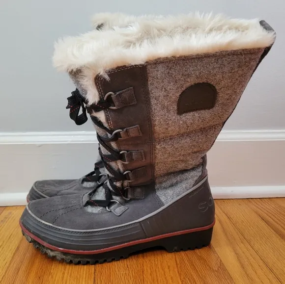 Sorel Tivoli High II Felt Winter Boots Fleece Lined Size US Women's 10 Grey Red