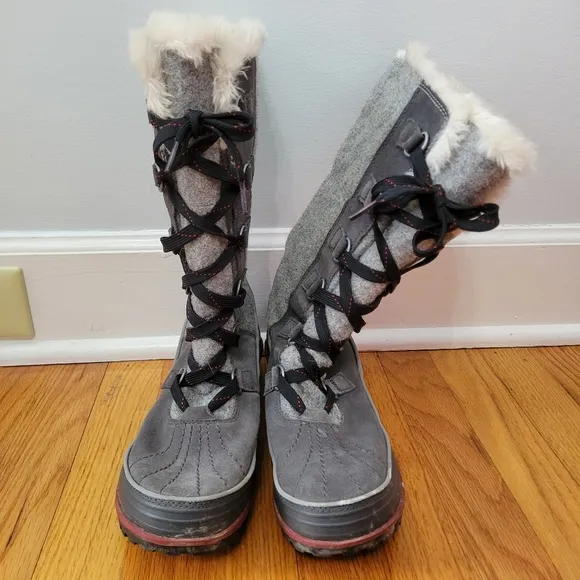 Sorel Tivoli High II Felt Winter Boots Fleece Lined Size US Women's 10 Grey Red
