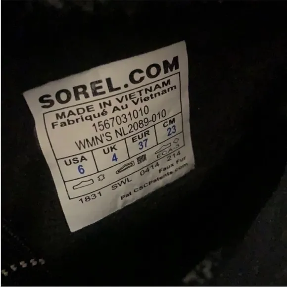 Sorel Tivoli II Leather Snow Boots in Black