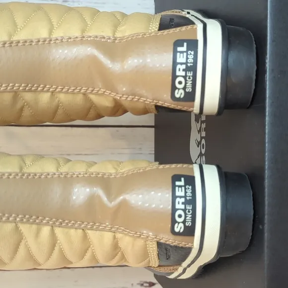 Sorel Tofino II Leather Curry Fawn Faux Fur Women's Snow Boot Waterproof Size 9