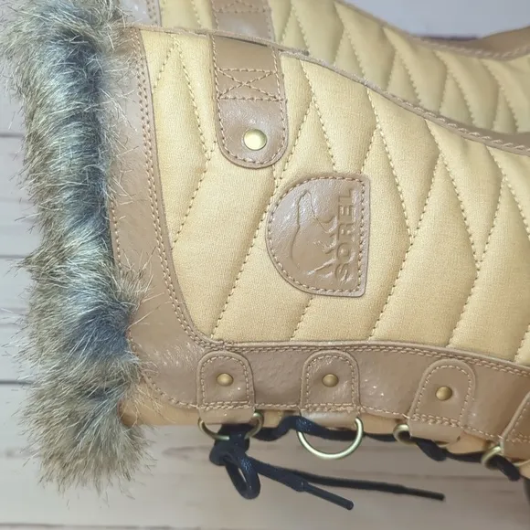 Sorel Tofino II Leather Curry Fawn Faux Fur Women's Snow Boot Waterproof Size 9