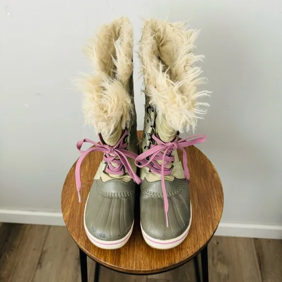 Sorel Tofino II WP youth unisex waterproof boots lourel leaf stone green 4
