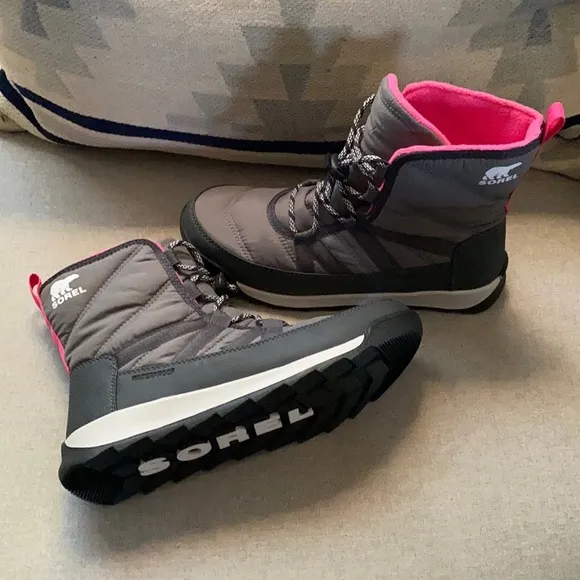 Sorel whitney II winter sport boots gray/pink NEW